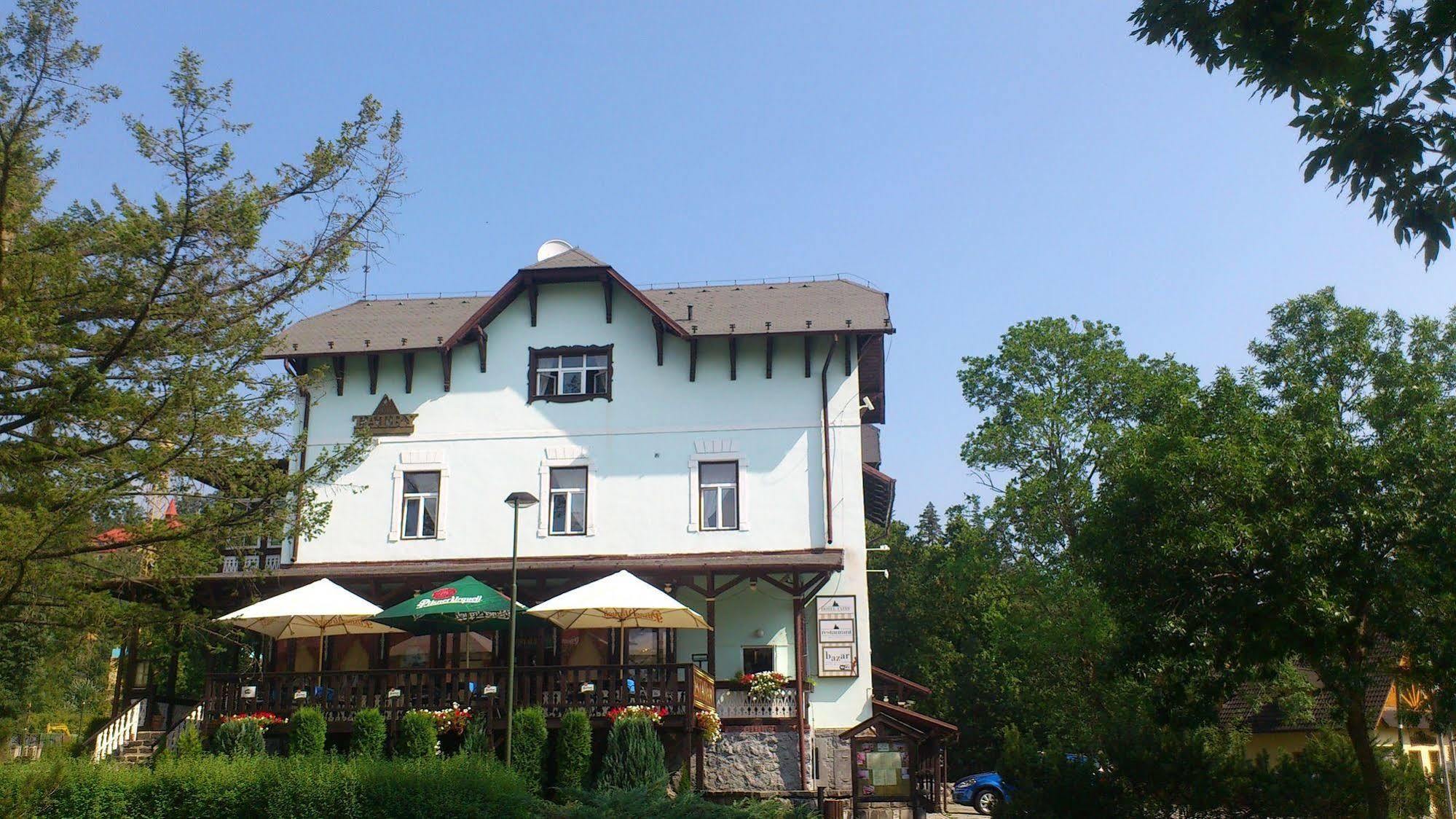Hotel Tatry Татранська Ломниця Екстер'єр фото