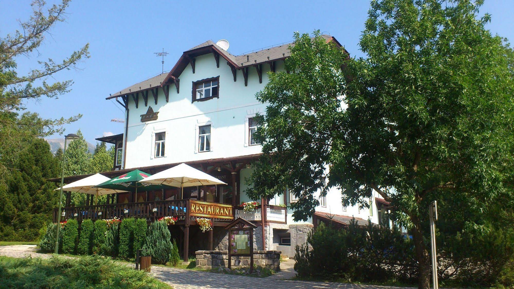Hotel Tatry Татранська Ломниця Екстер'єр фото